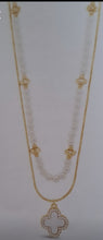 Load image into Gallery viewer, 2 Row Pearl And Clover Chain
